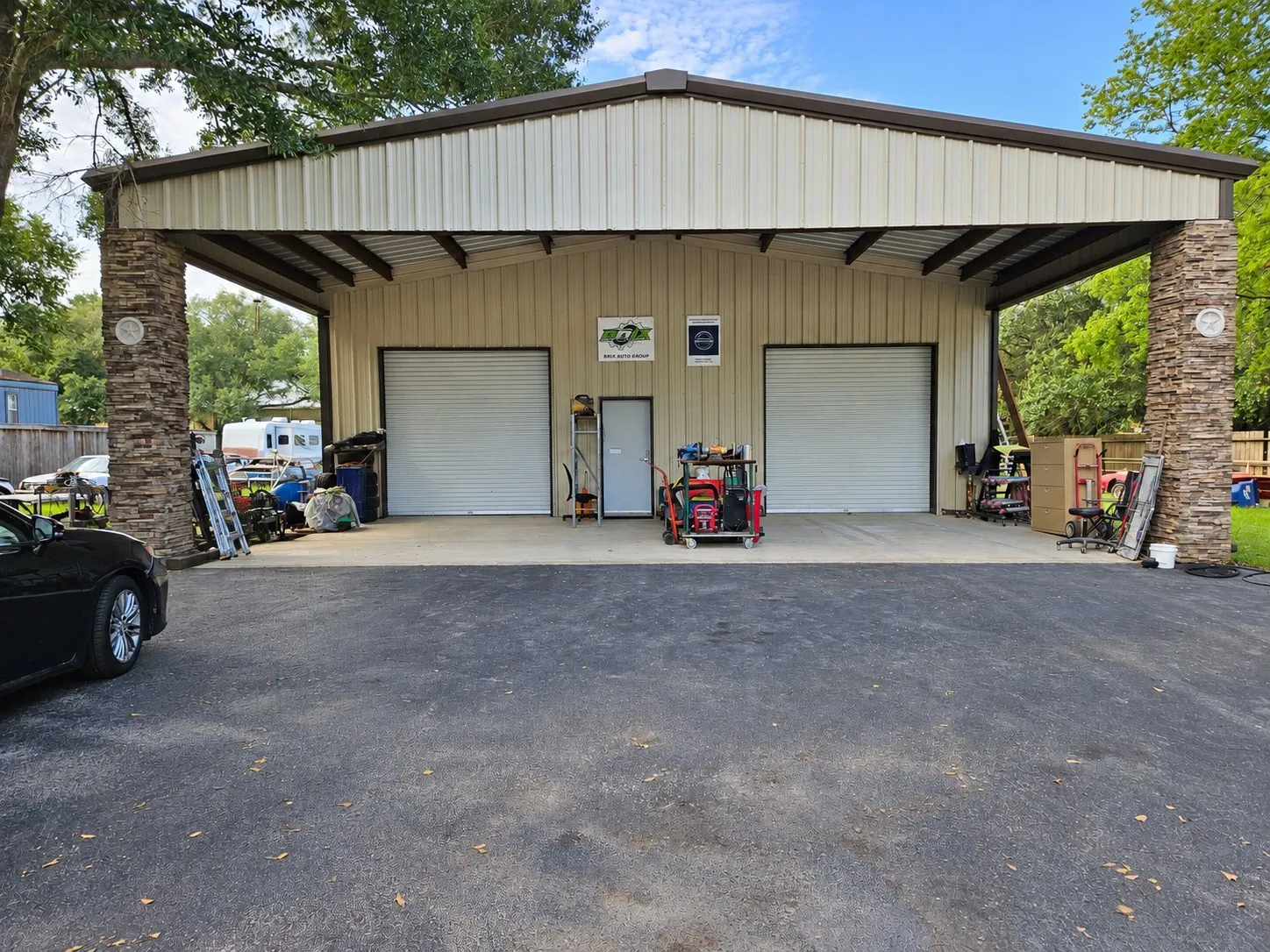Brix Auto Group shop building on Calvert Rd, Tomball, TX
